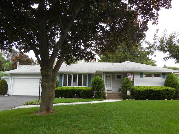 45 Sterling Road Holyoke, MA 01040 - Photo 1 of 6 Gallery Image 1
