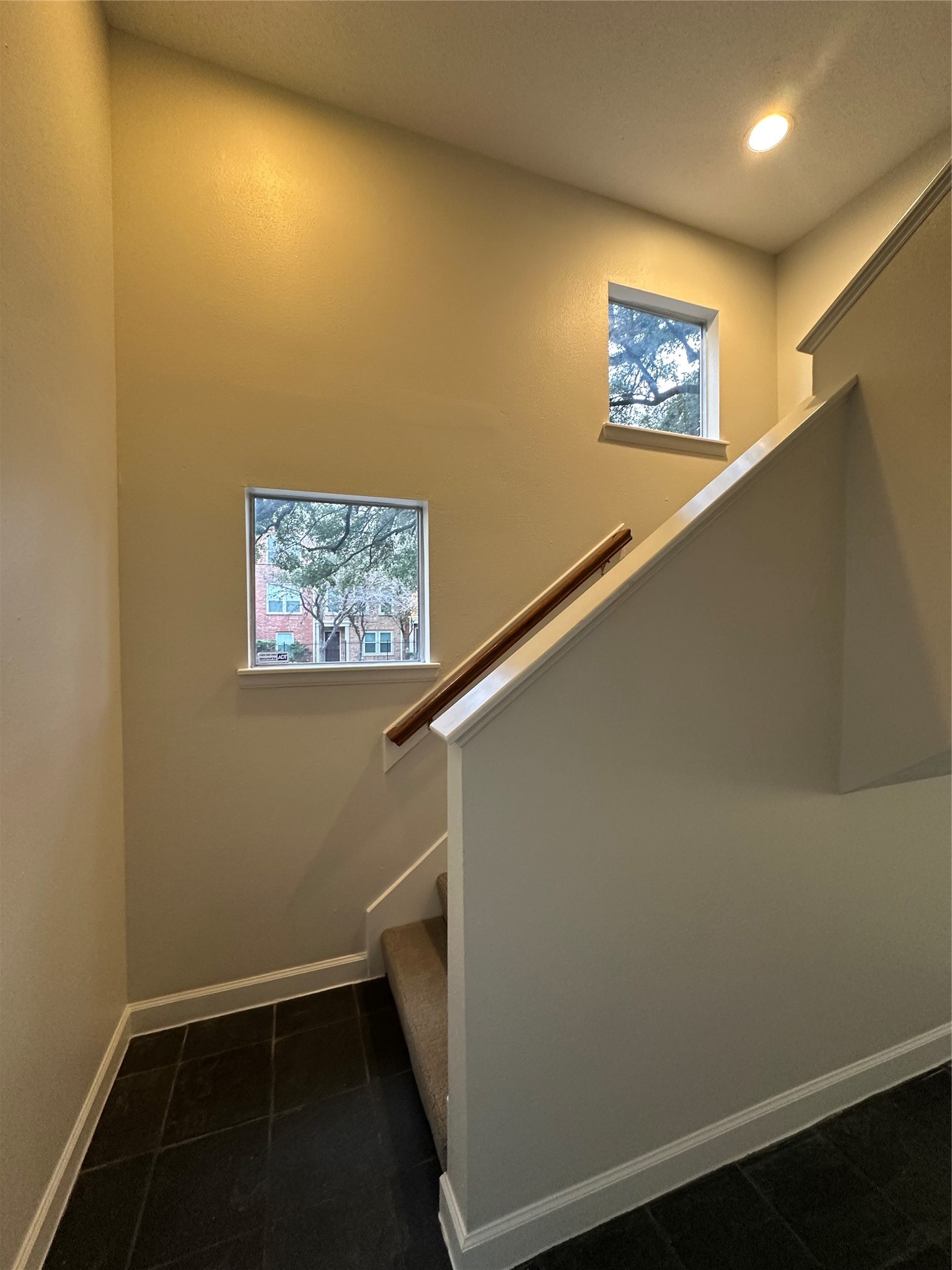 2713 Crawford Street Houston, TX 77004 - Photo 26 of 27 a view of a hallway with workspace