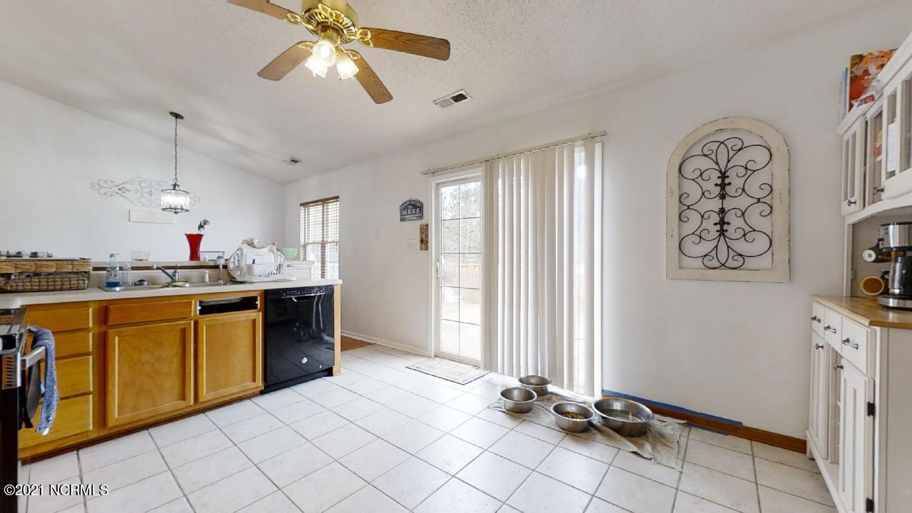 271 Bannermans Mill Road Richlands, NC 28574 - Photo 13 of 37 271-Bannermans-Mill-Rd-02102021_172726