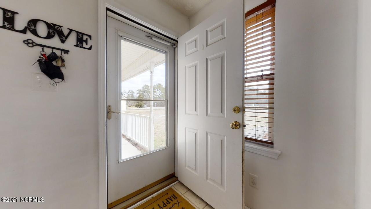271 Bannermans Mill Road Richlands, NC 28574 - Photo 2 of 37 271-Bannermans-Mill-Rd-02102021_172444