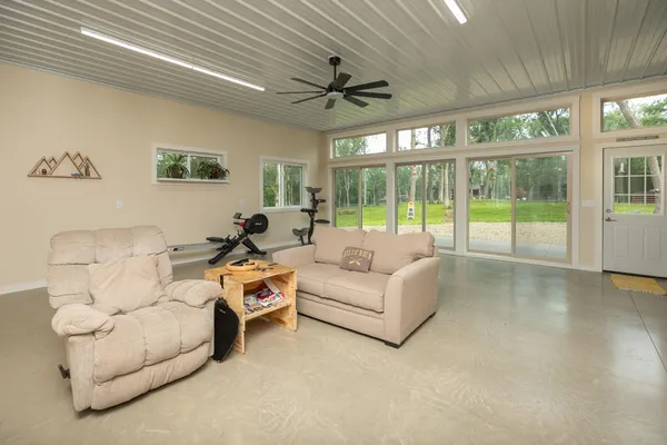 $874,900 | 9005 80th Avenue Southeast, Chatfield, MN 55923