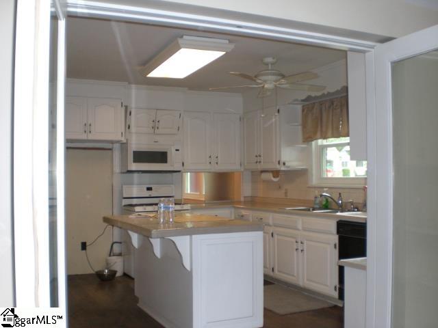 228 Grove Road Greenville, SC 29605 - Photo 11 of 44 Gallery Image 11