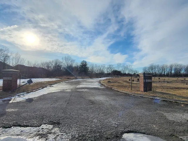 $140,000 | 901 Cityscape Lane, University Park, IL 60484