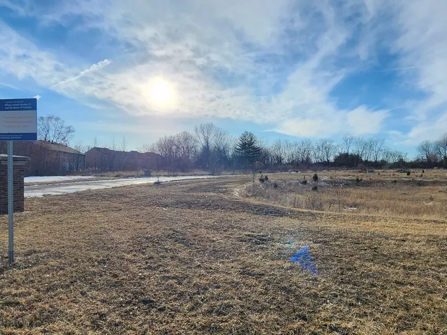 $140,000 | 901 Cityscape Lane, University Park, IL 60484