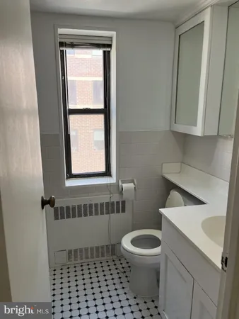 $214,000 | 522 21st Street Northwest, Unit 811, Washington, DC 20006