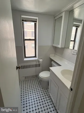 $214,000 | 522 21st Street Northwest, Unit 811, Washington, DC 20006