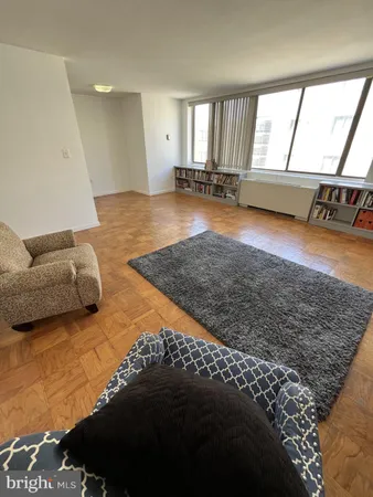 $214,000 | 522 21st Street Northwest, Unit 811, Washington, DC 20006