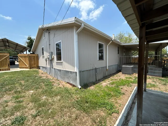 $119,900 | 1201 Terry George, George West, TX 78022