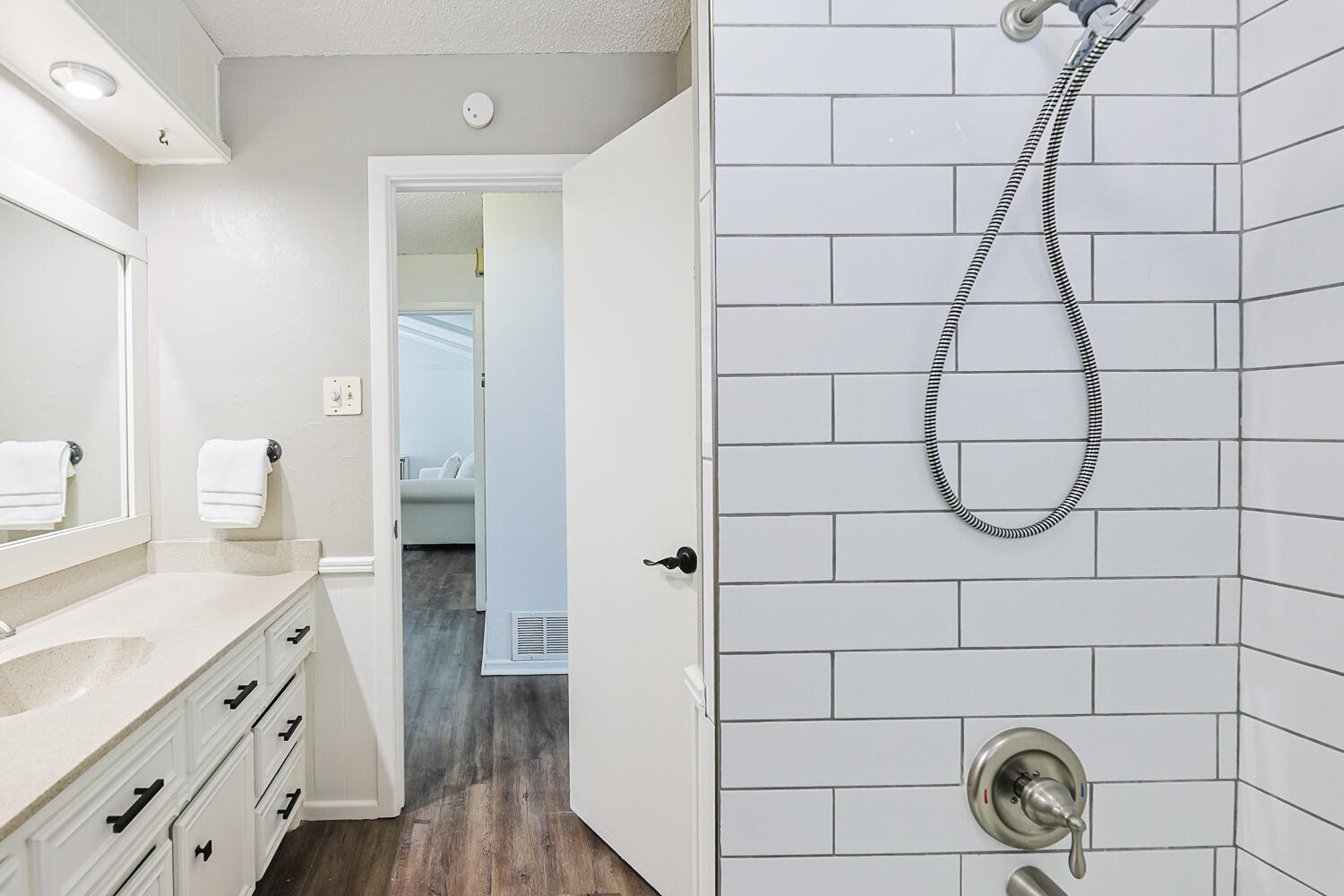 5711 74th Street Lubbock, TX 79424 - Photo 41 of 53 Second Bathroom