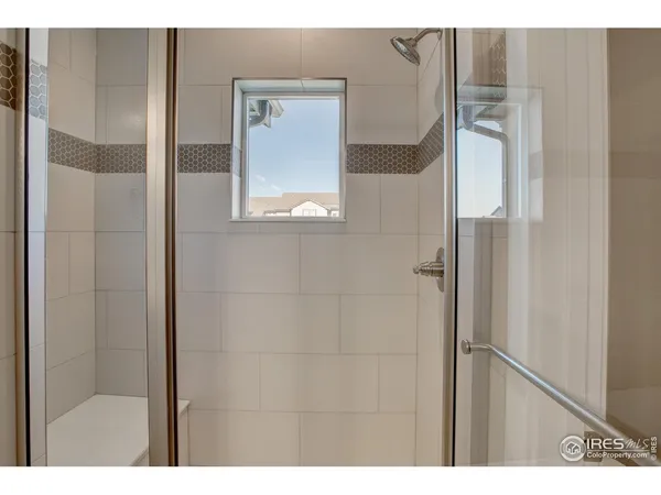 a picture of a bathroom