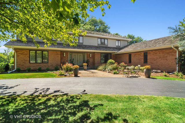 $750,000 | 1526 Sumter Drive, Long Grove, IL 60047
