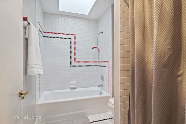 $750,000 | 1526 Sumter Drive, Long Grove, IL 60047