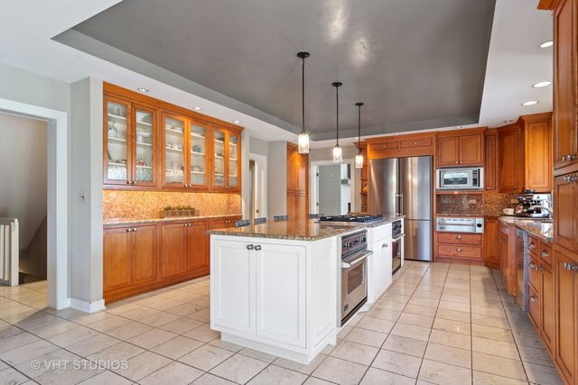 $750,000 | 1526 Sumter Drive, Long Grove, IL 60047