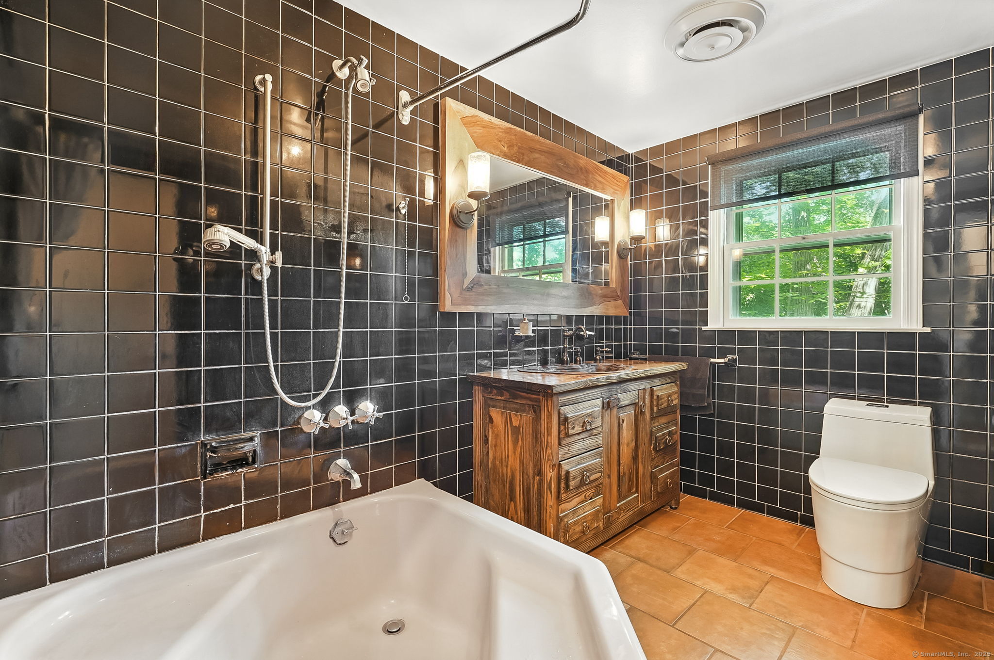 112 Nashville Road Bethel, CT 06801 - Photo 22 of 40