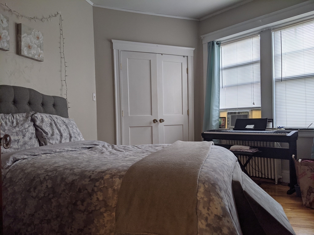 2 Claflin Road, Unit 2 Brookline, MA 02445 - Photo 4 of 7