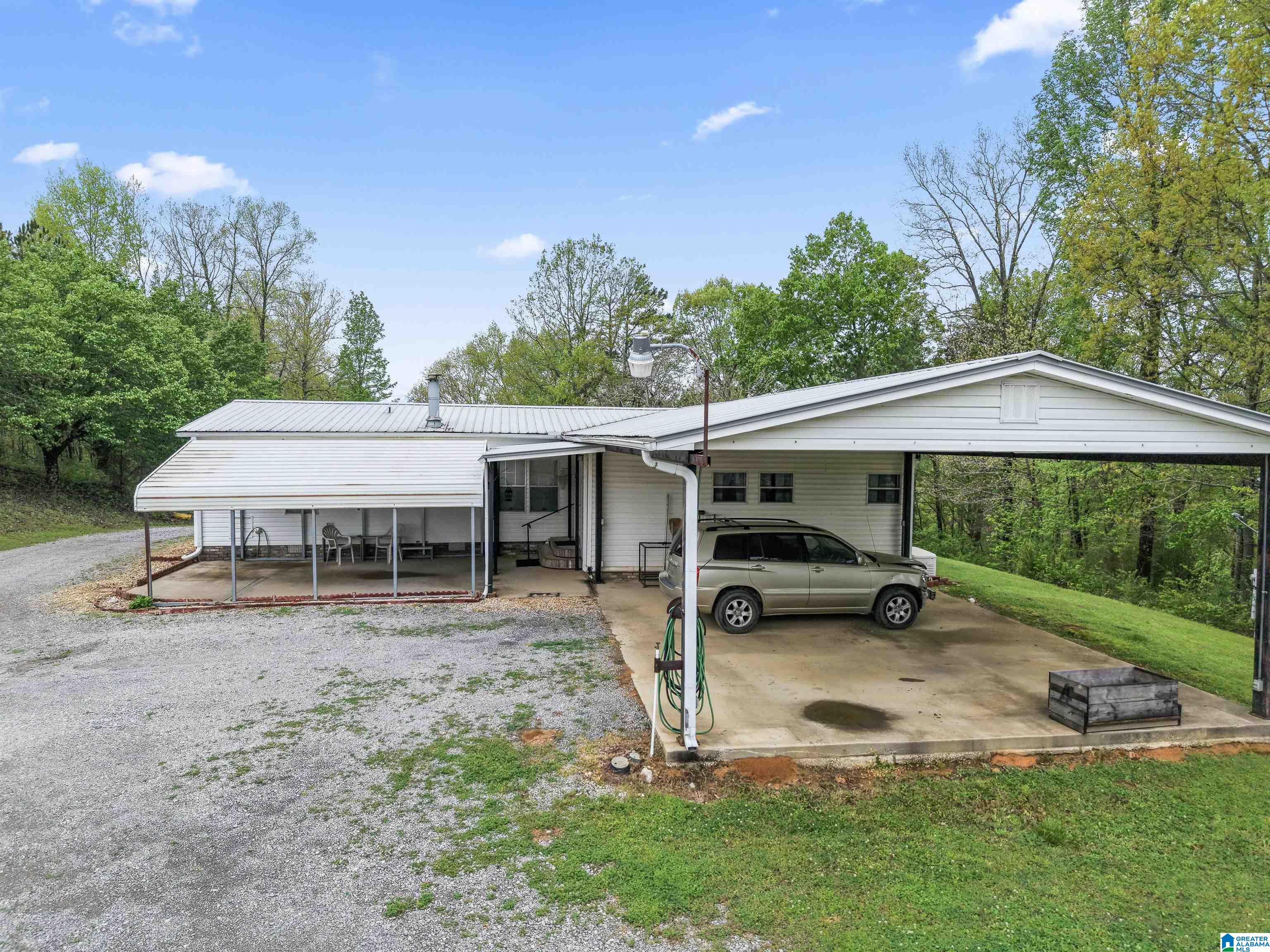 901 Lower Coalburg Road Fultondale, AL 35068 - Photo 5 of 38