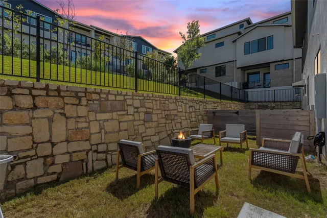 $464,500 | 2050 Lohmans Spur, Unit 603, Lakeway, TX 78734