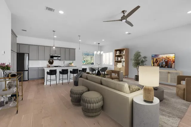 $464,500 | 2050 Lohmans Spur, Unit 603, Lakeway, TX 78734