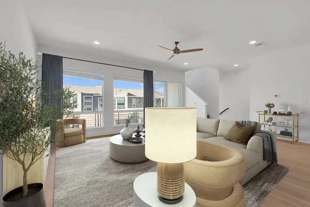 $464,500 | 2050 Lohmans Spur, Unit 603, Lakeway, TX 78734