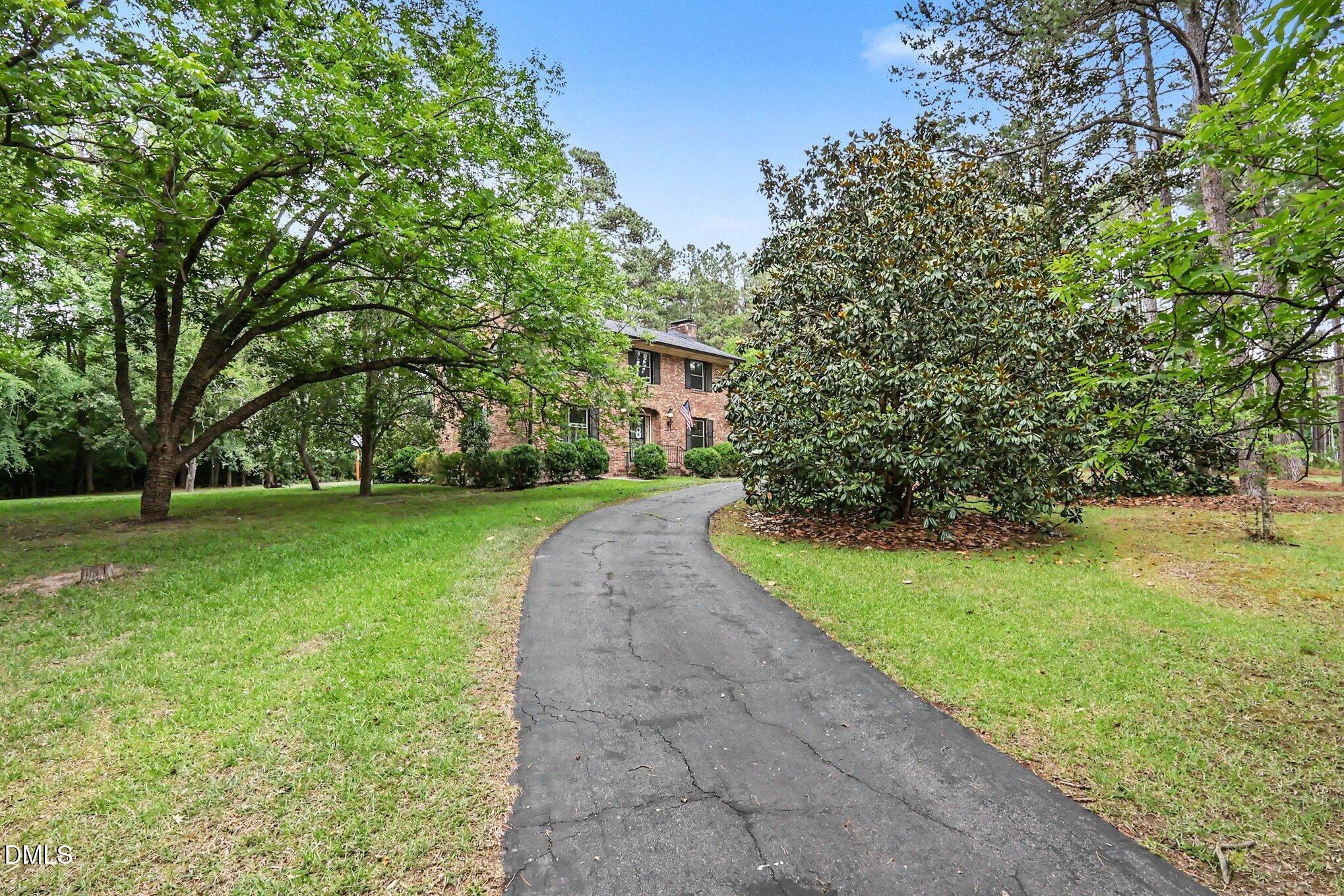 2555 Nutbush Road Henderson, NC 27537 - Photo 4 of 36