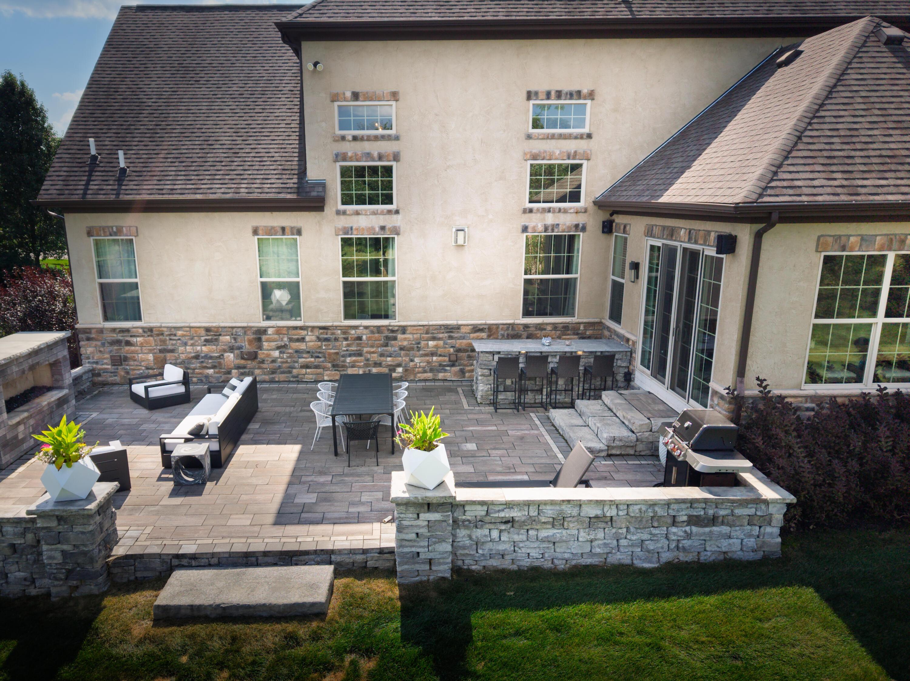1404 Guilford Road Delaware, OH 43015 - Photo 31 of 33 Patio