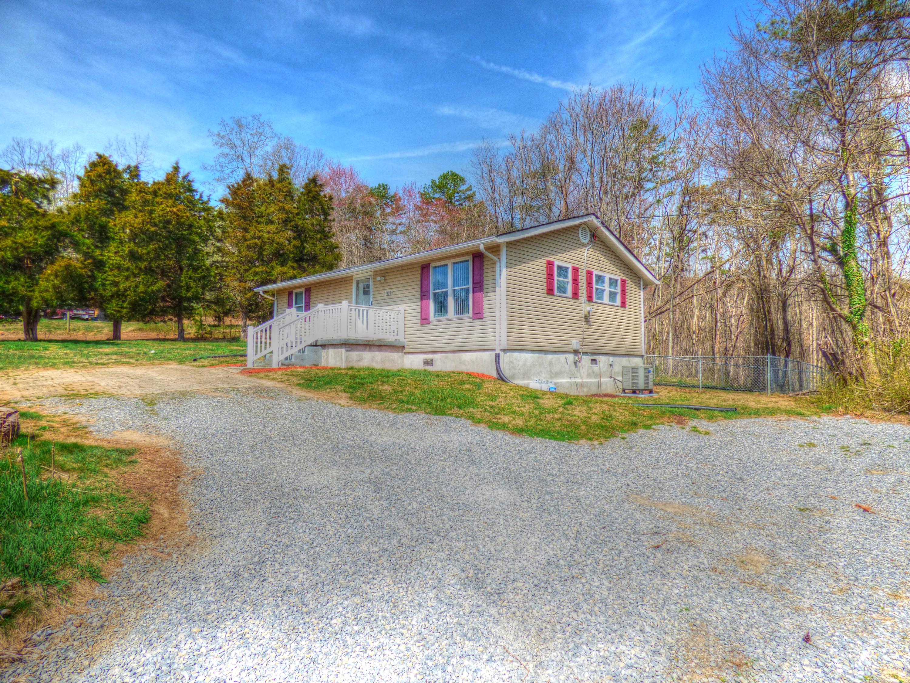 890 Rob Knob Road Salem, VA 24153 - Photo 18 of 19 19