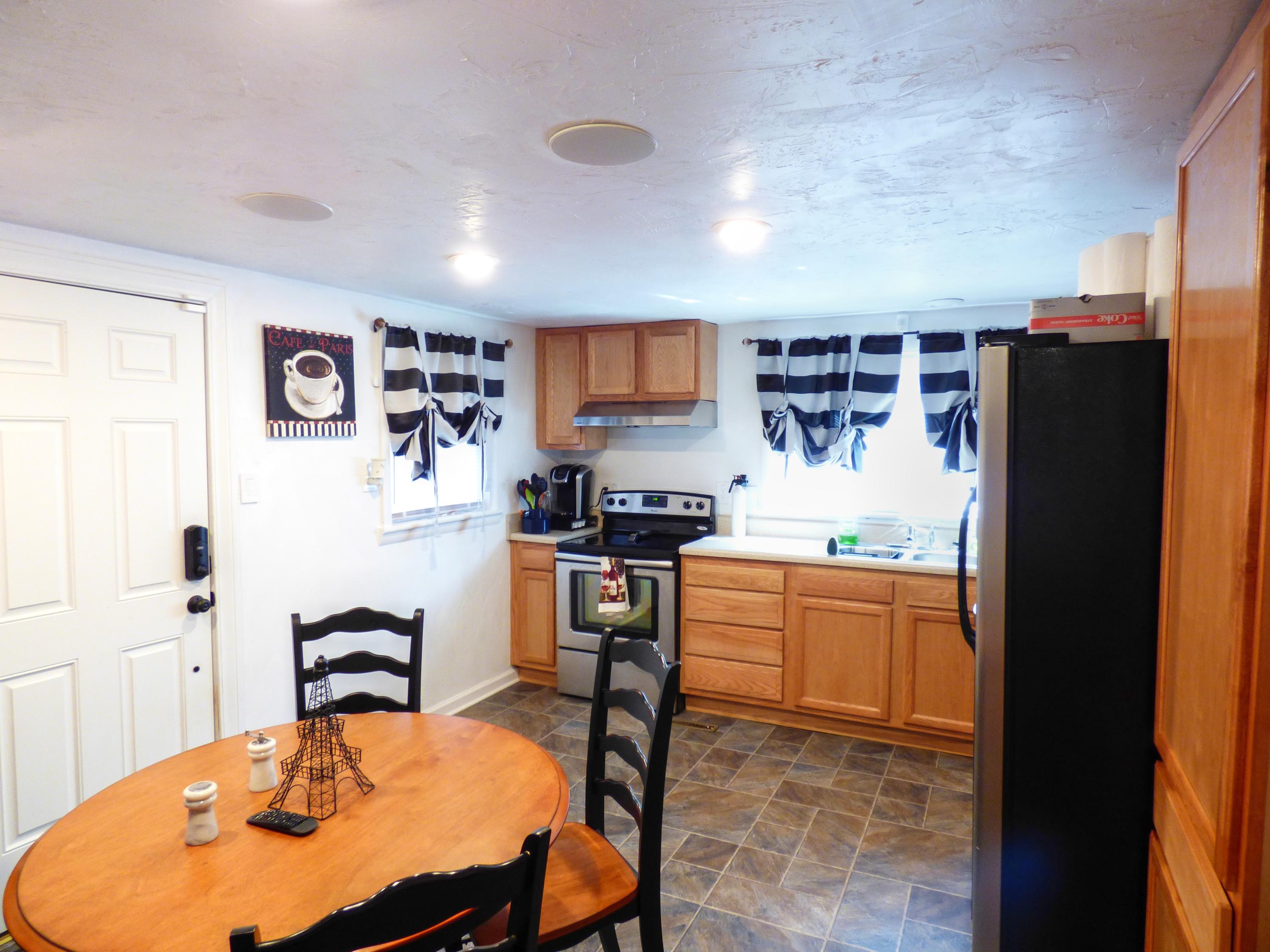 890 Rob Knob Road Salem, VA 24153 - Photo 5 of 19 4