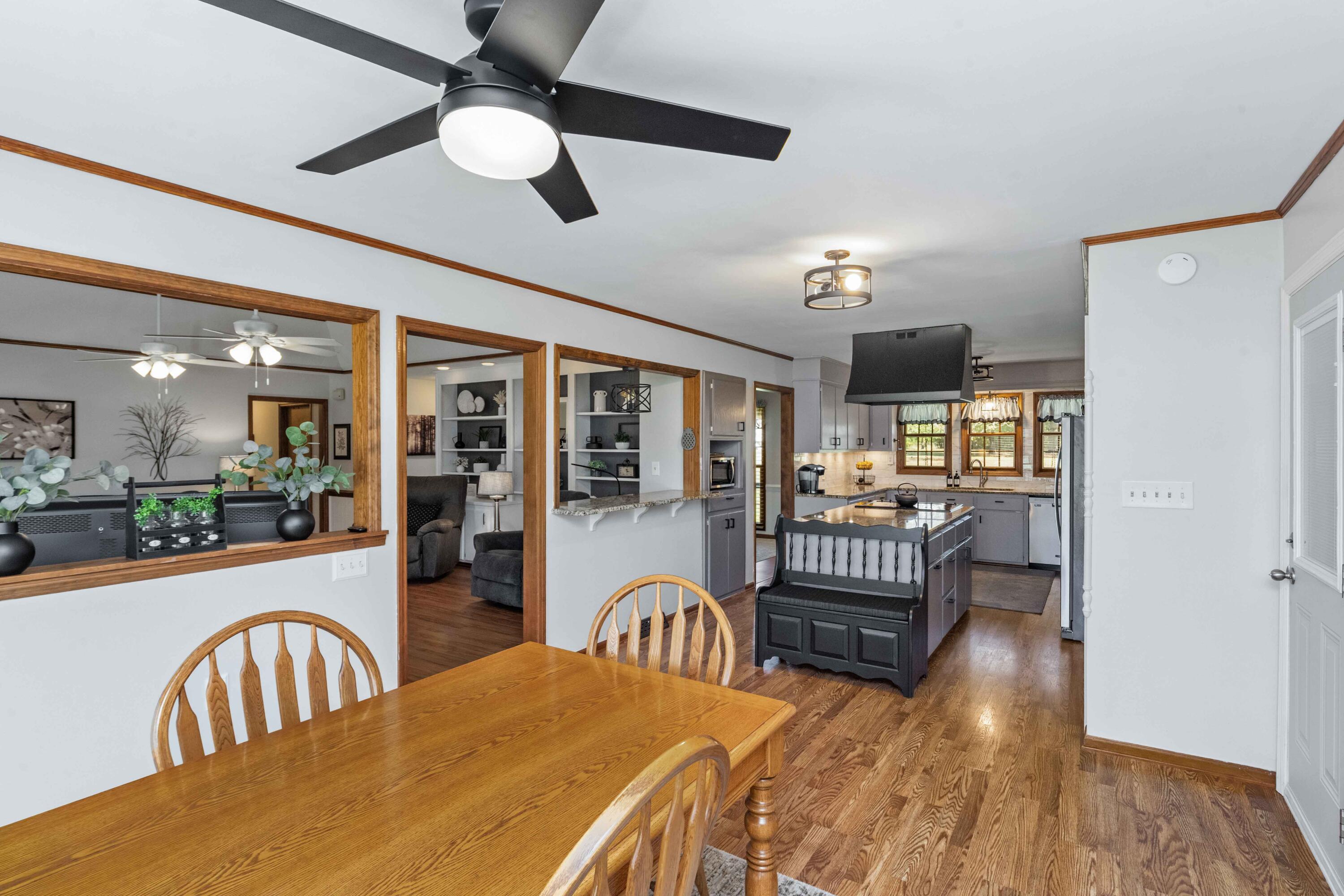 1543 Highway 61 Ridgeville, SC 29472 - Photo 21 of 70 1543 Highway 61 Interiors-23