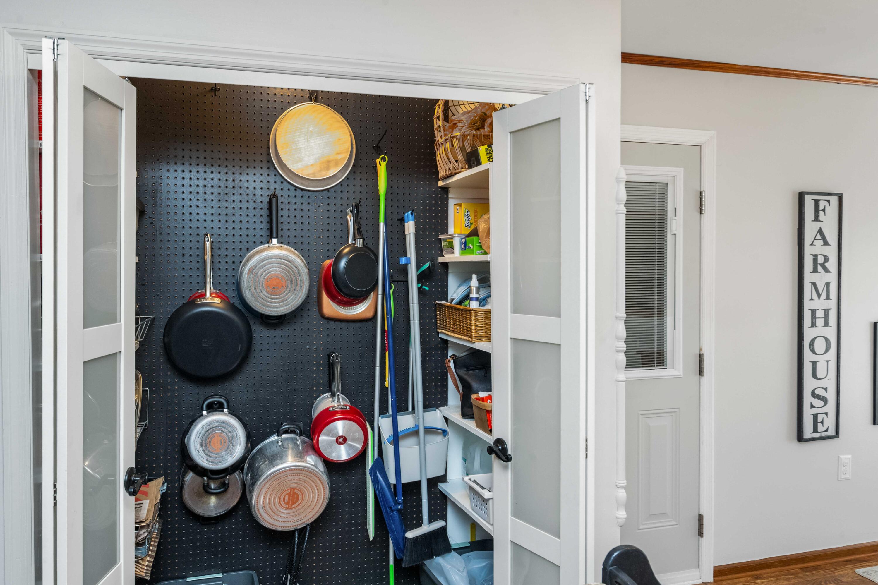 1543 Highway 61 Ridgeville, SC 29472 - Photo 23 of 70 1543 Highway 61 Interiors-20