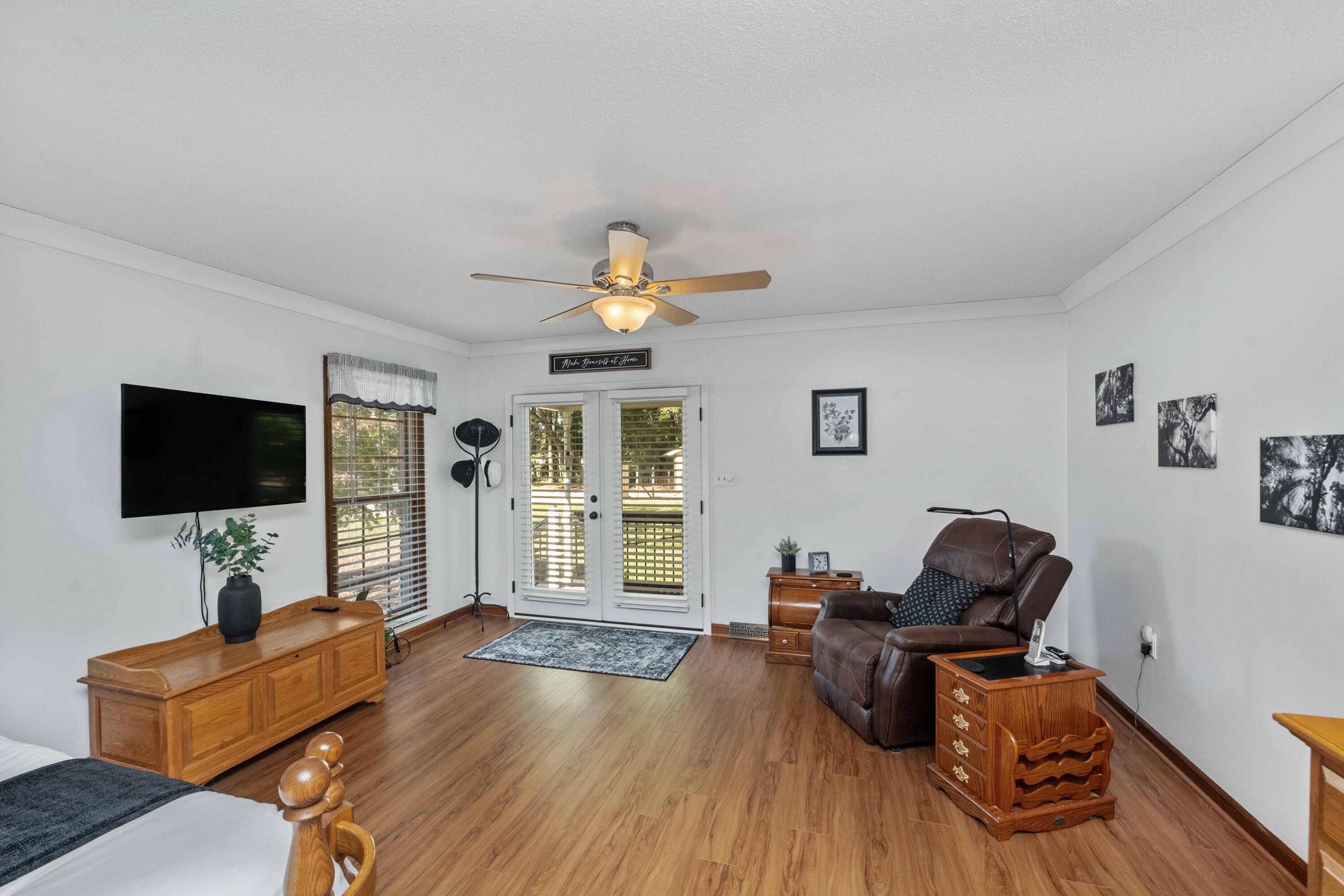 1543 Highway 61 Ridgeville, SC 29472 - Photo 30 of 70 1543 Highway 61 Interiors-9