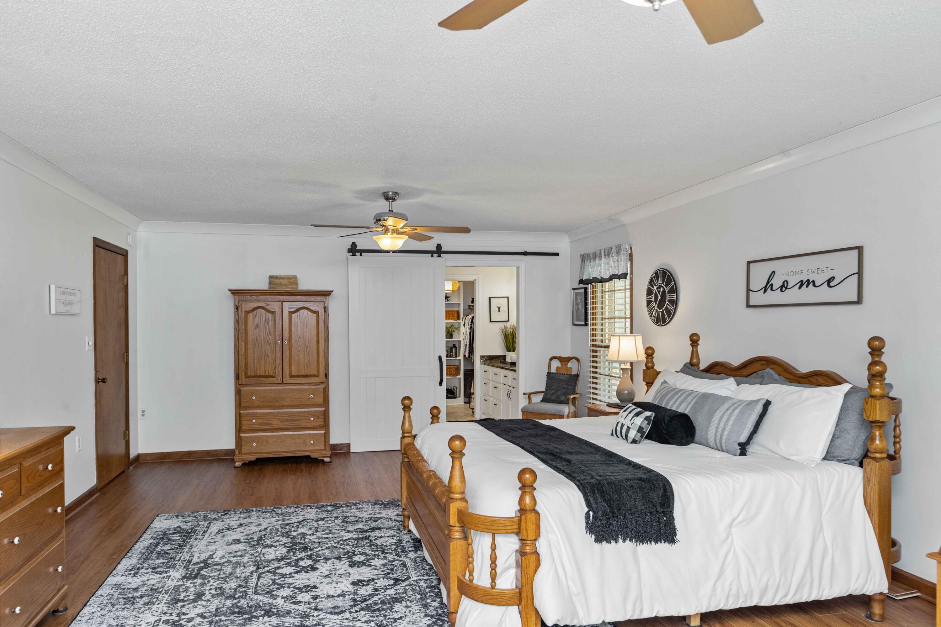1543 Highway 61 Ridgeville, SC 29472 - Photo 31 of 70 1543 Highway 61 Interiors-10
