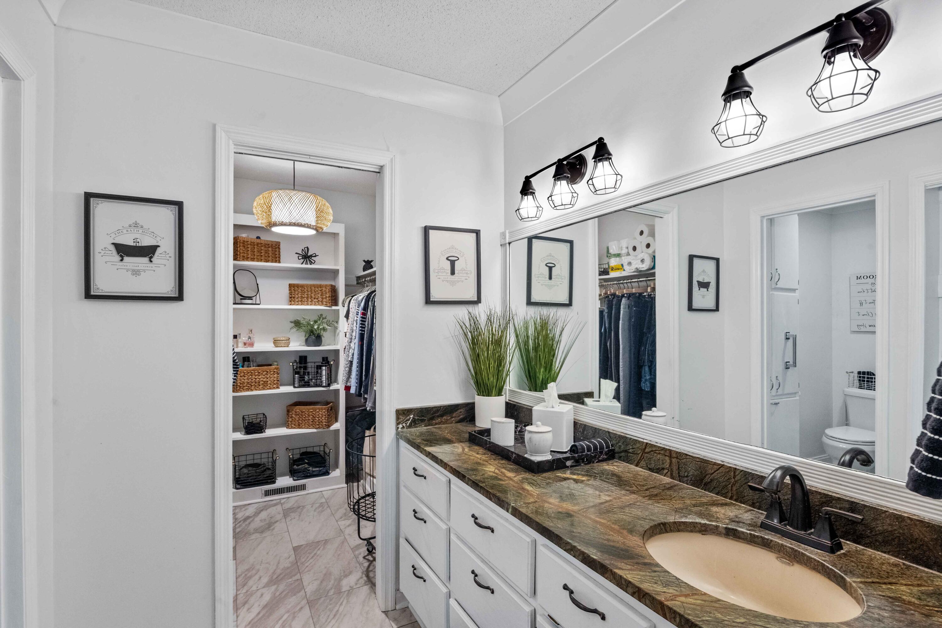 1543 Highway 61 Ridgeville, SC 29472 - Photo 32 of 70 1543 Highway 61 Interiors-11