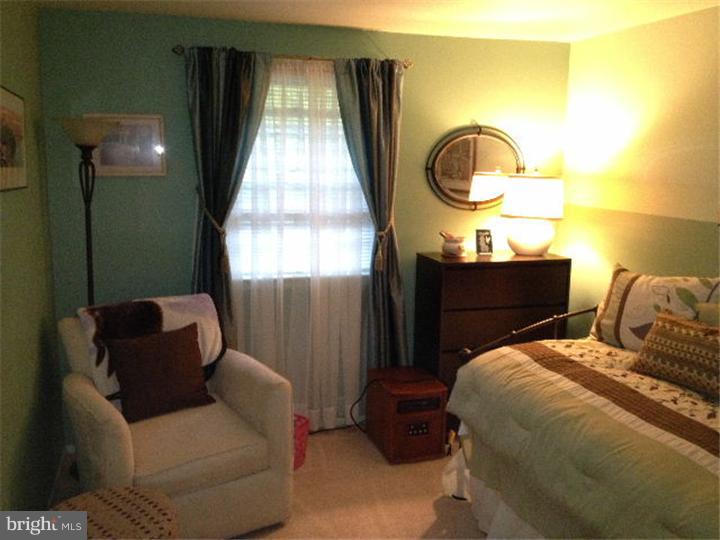 8717 Autumn Road Philadelphia, PA 19115 - Photo 19 of 25 Bedroom 4