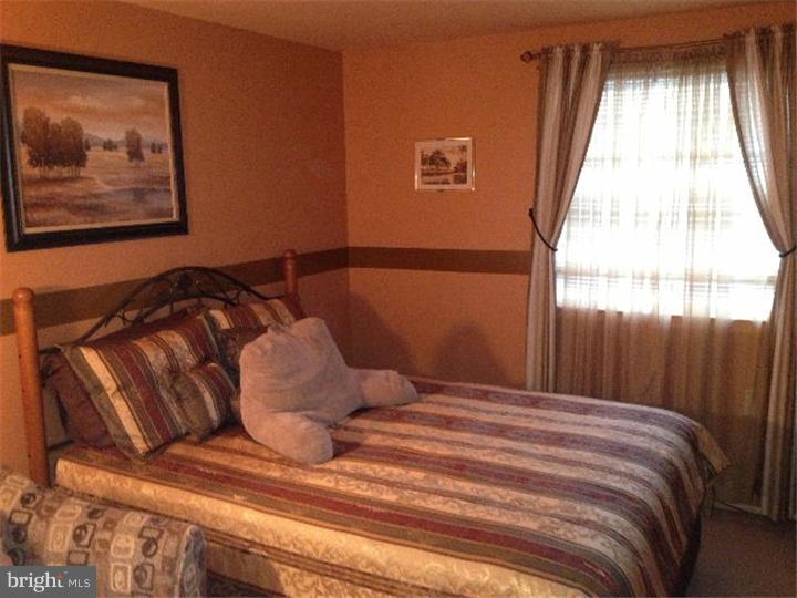 8717 Autumn Road Philadelphia, PA 19115 - Photo 20 of 25 Bedroom 3