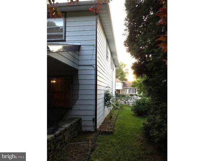 8717 Autumn Road Philadelphia, PA 19115 - Photo 23 of 25 Exterior Side