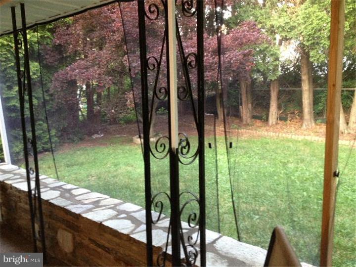 8717 Autumn Road Philadelphia, PA 19115 - Photo 25 of 25 Back Yard