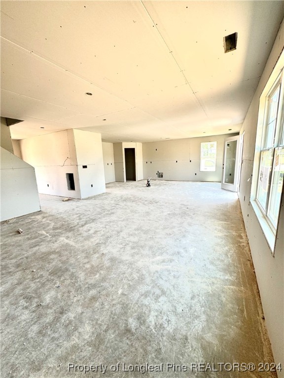 4040 Racking Horse Road Hope Mills, NC 28348 - Photo 3 of 5 Gallery Image 3