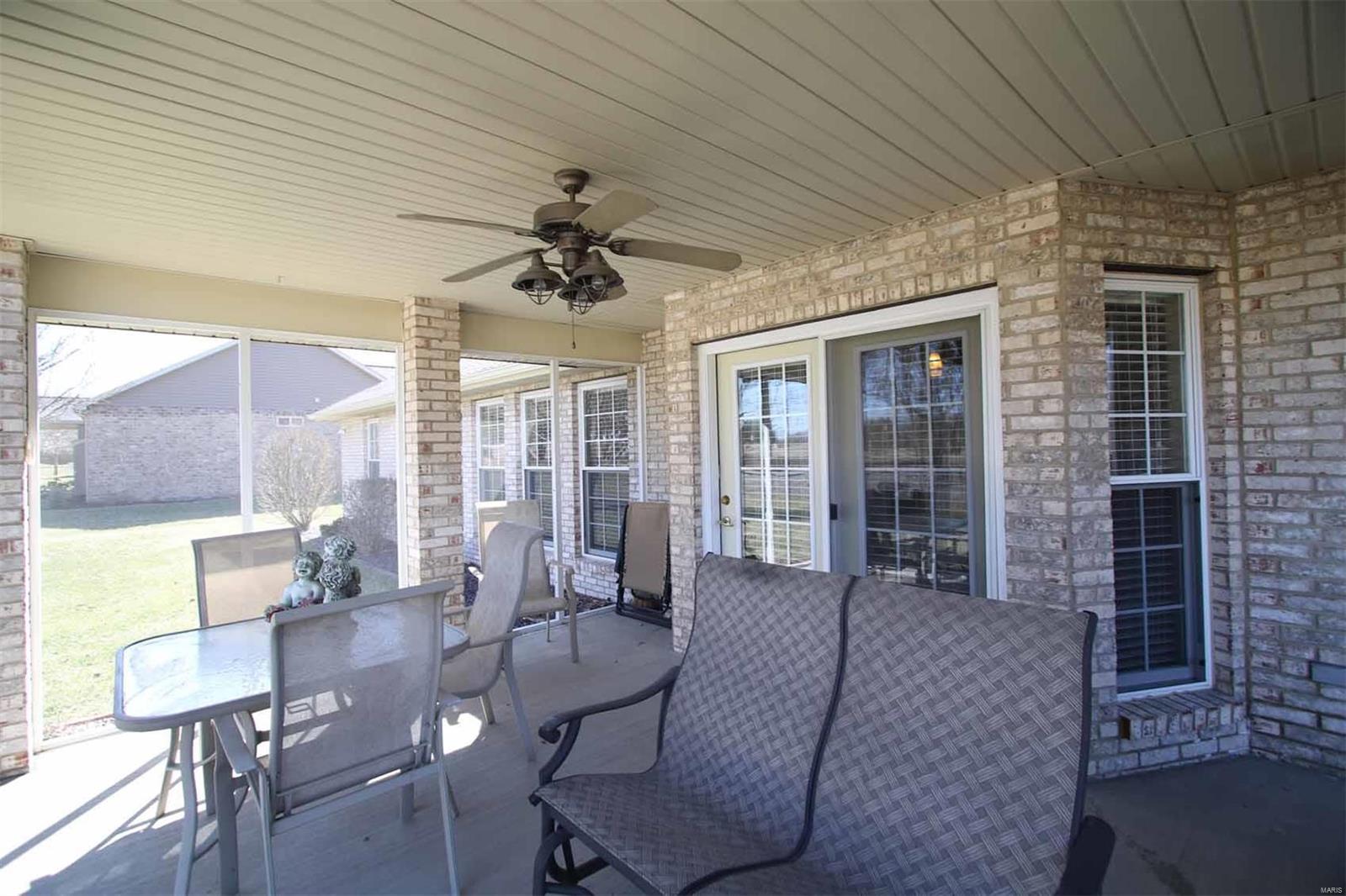 1816 Riviera Lane O'Fallon, IL 62269 - Photo 35 of 40