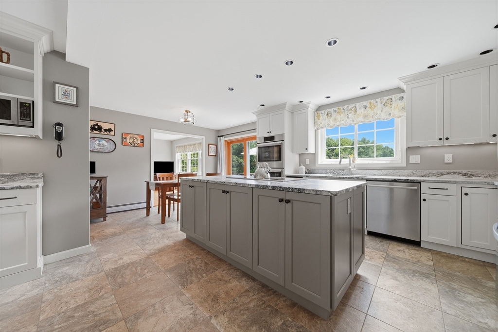 1394 Main Street Lancaster, MA 01523 - Photo 15 of 42
