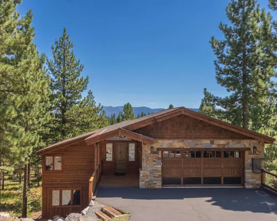 $2,700,000 | 12787 Stockholm Way, Truckee, CA 96161