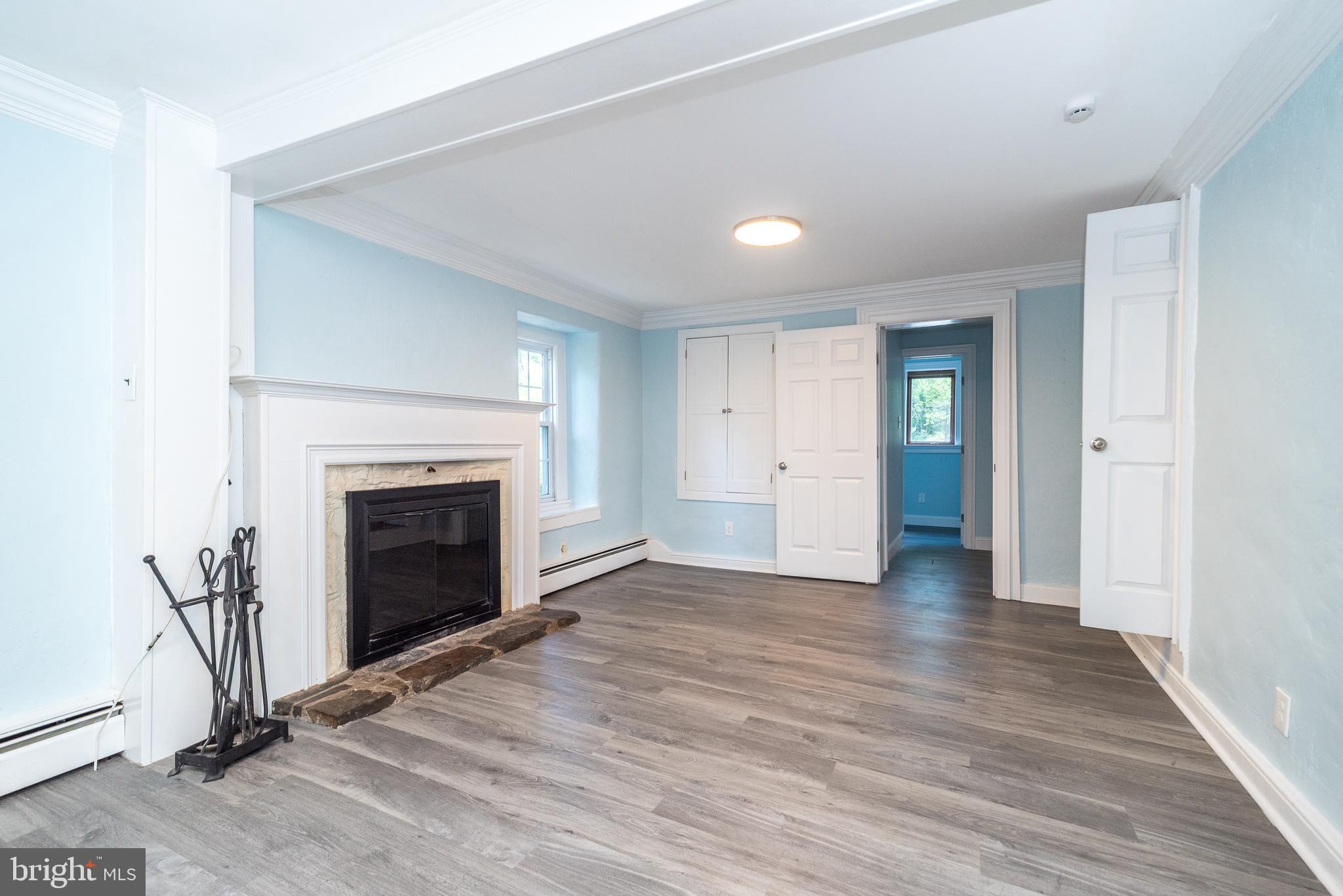 1320 Branch Road Perkasie, PA 18944 - Photo 38 of 84 Living room