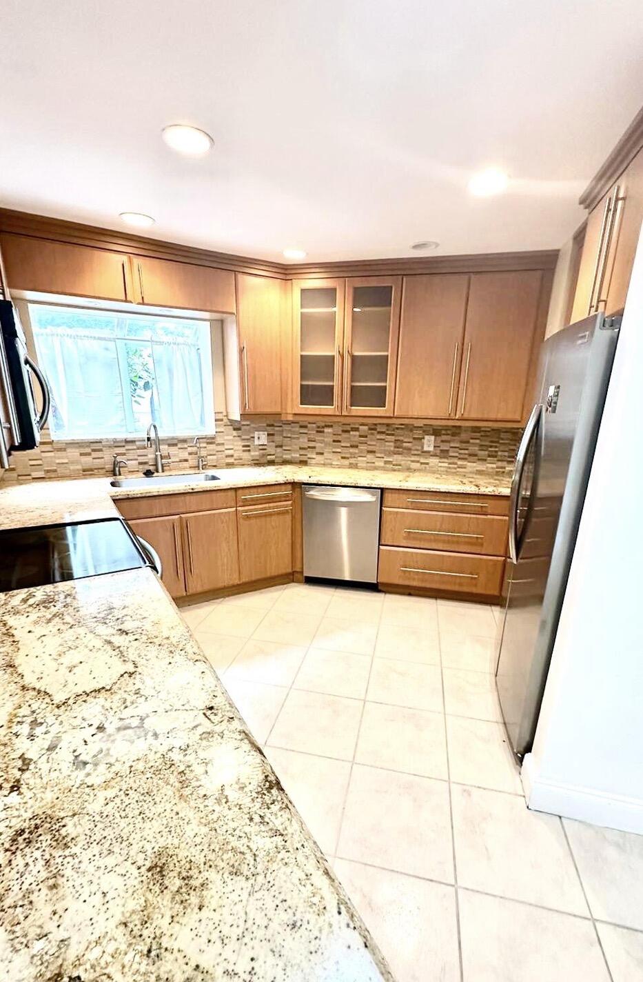 22641 Caravelle Circle, Unit 22641 Boca Raton, FL 33433 - Photo 12 of 27 IMG_6248