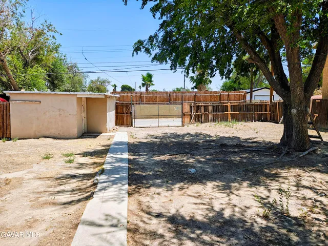 $365,000 | 45446 10th Street West, Lancaster, CA 93534