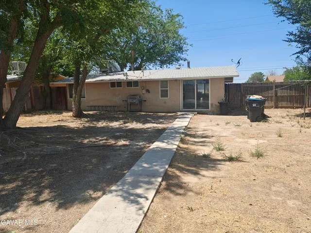 $365,000 | 45446 10th Street West, Lancaster, CA 93534