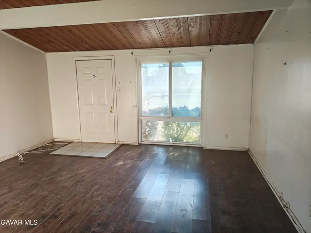 $365,000 | 45446 10th Street West, Lancaster, CA 93534