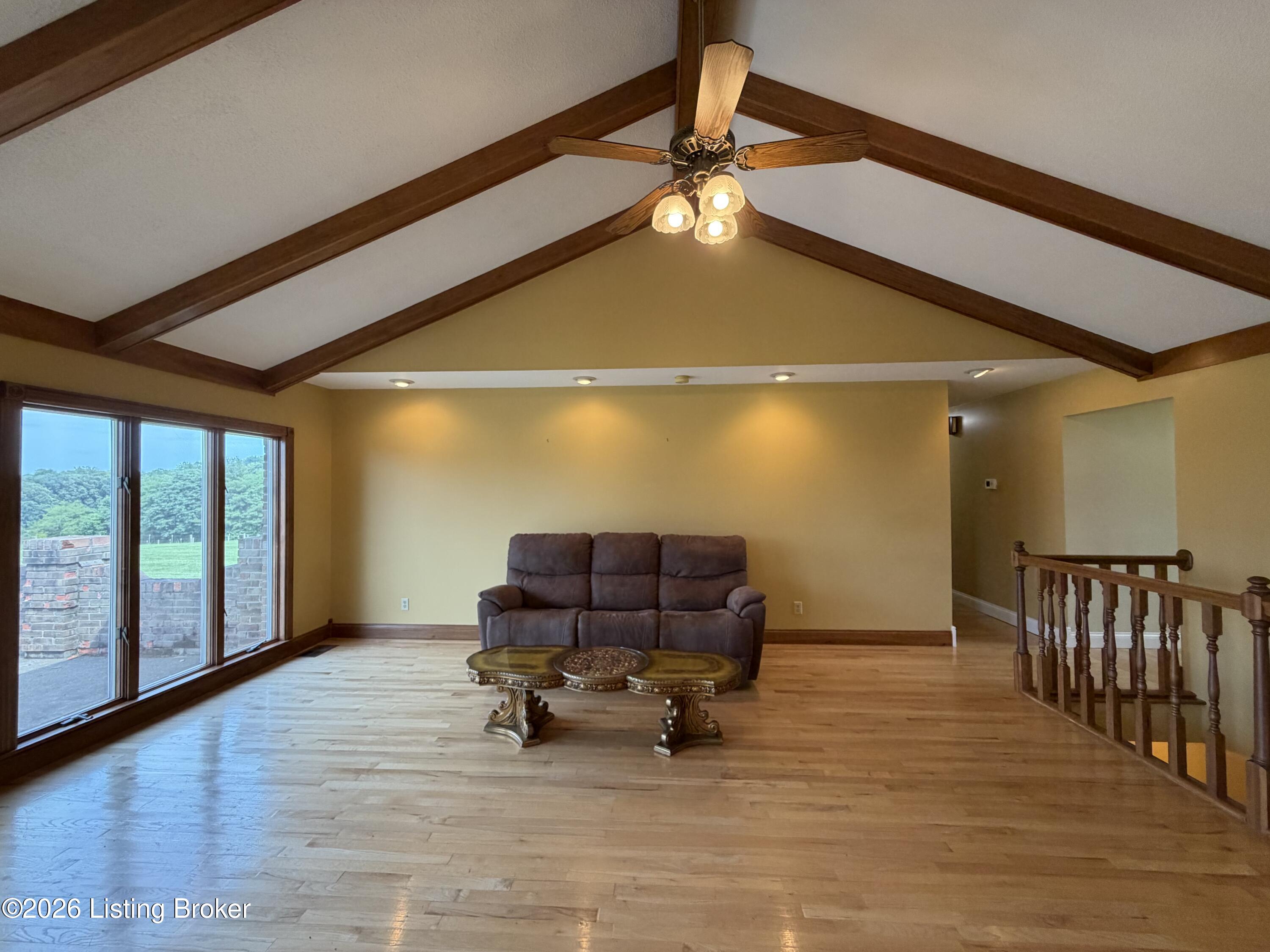 4898 Springfield Road Bardstown, KY 40004 - Photo 6 of 72 IMG_2467