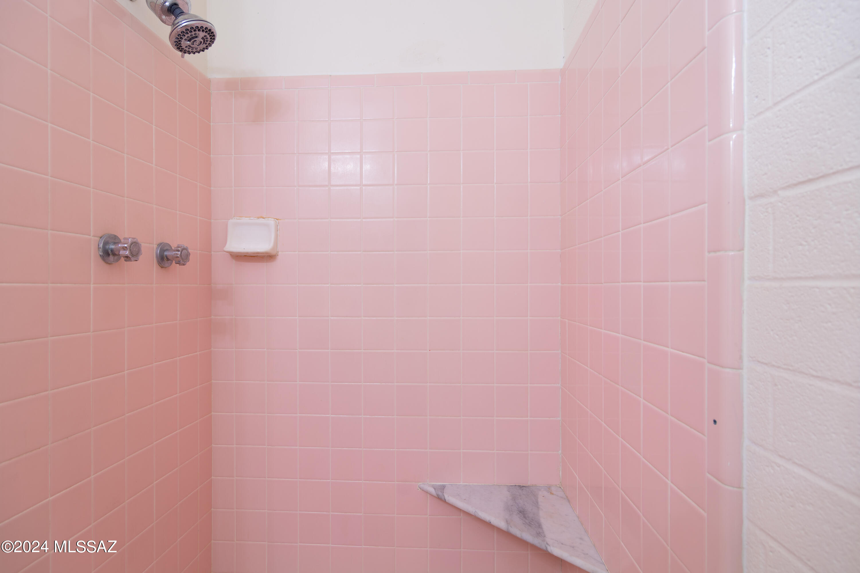 1002 South Kolb Road, Unit 11 Tucson, AZ 85710 - Photo 14 of 16 Gallery Image 14