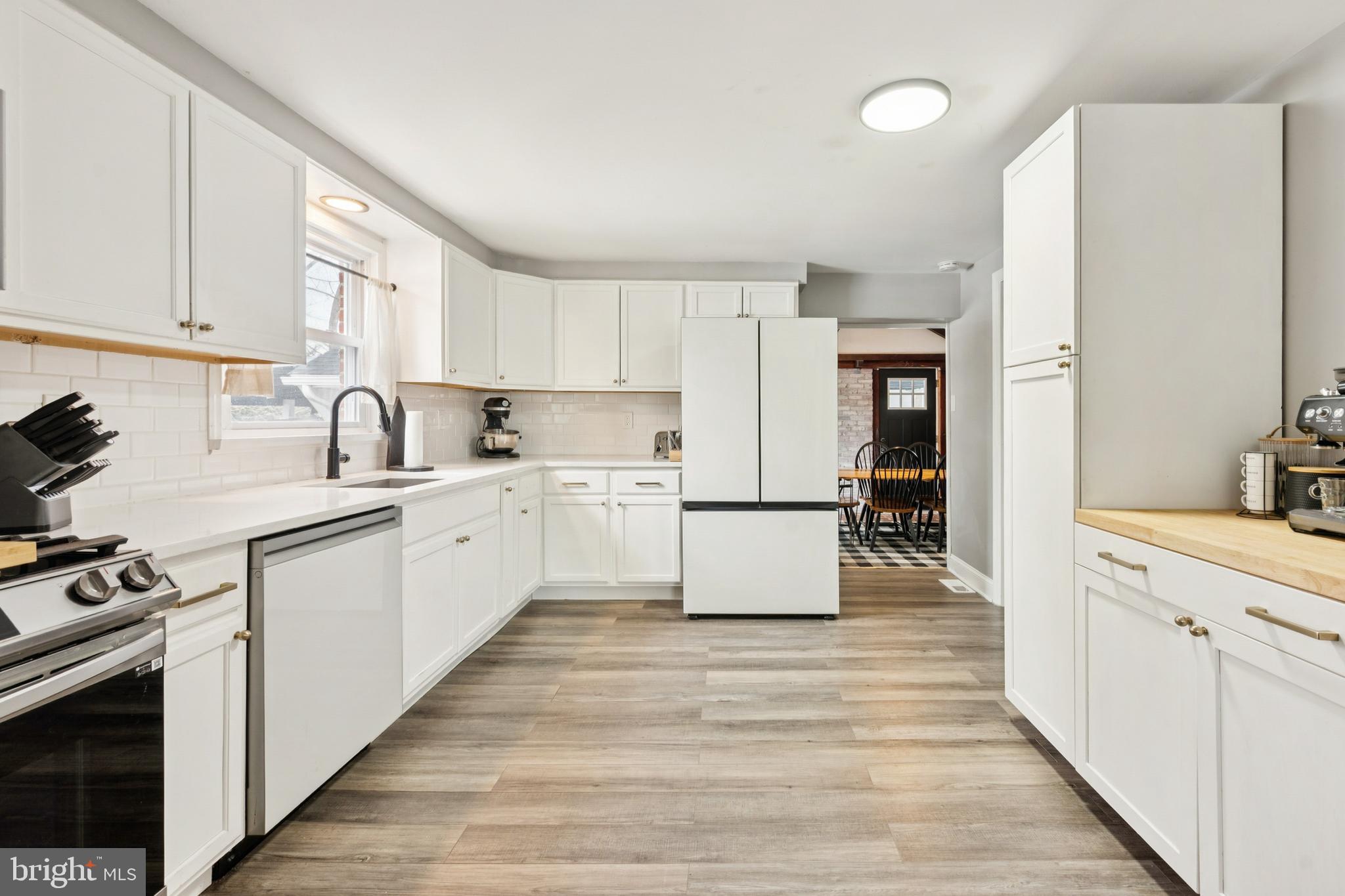 108 Radix Road Williamstown, NJ 08094 - Photo 10 of 25