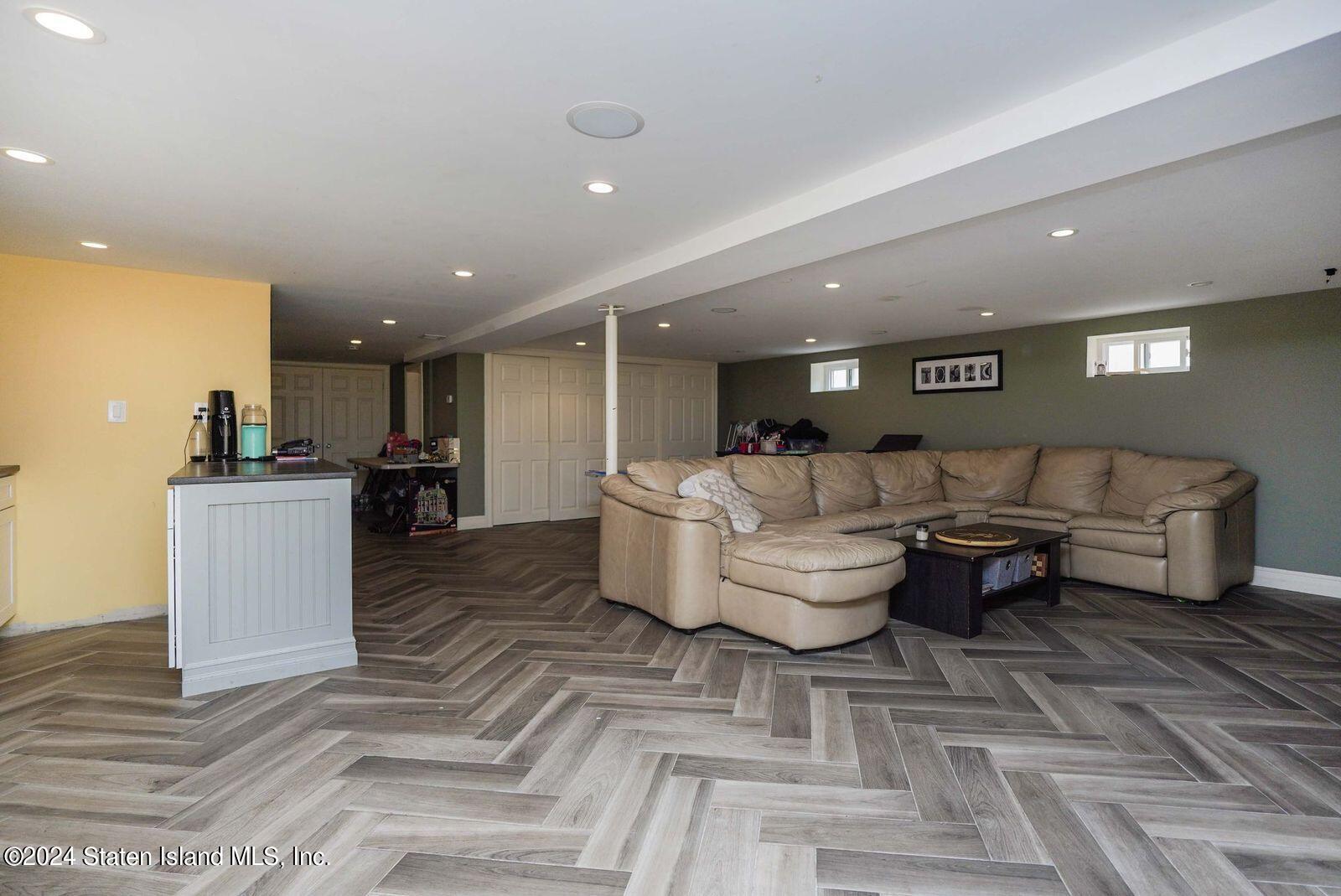 19 Peter Avenue Staten Island, NY 10306 - Photo 5 of 10 basement 1