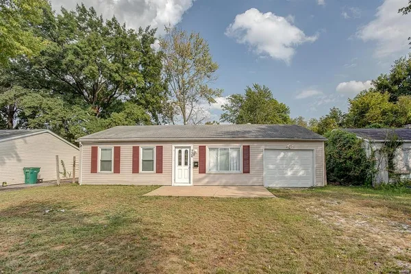 $90,000 | 736 St Martin Drive, Cahokia, IL 62206